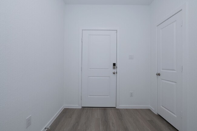 Building Photo - 40618 Balsam Run Ln