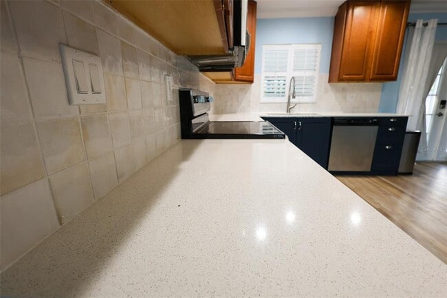 Building Photo - 2540 Elderberry Dr