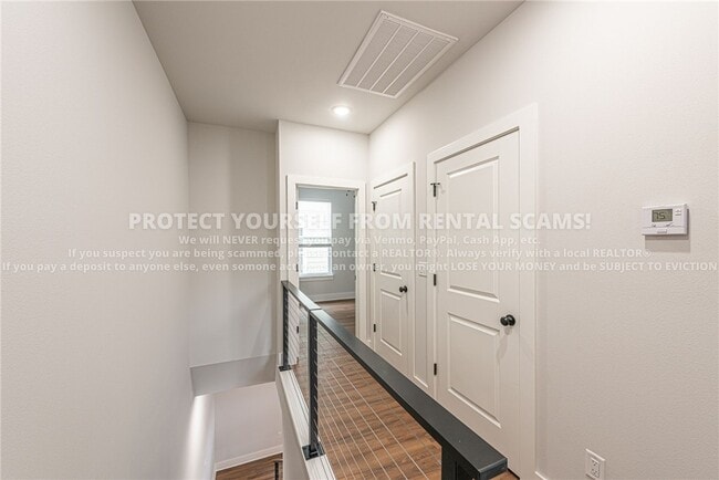 Building Photo - 1047 S Laramie Hts