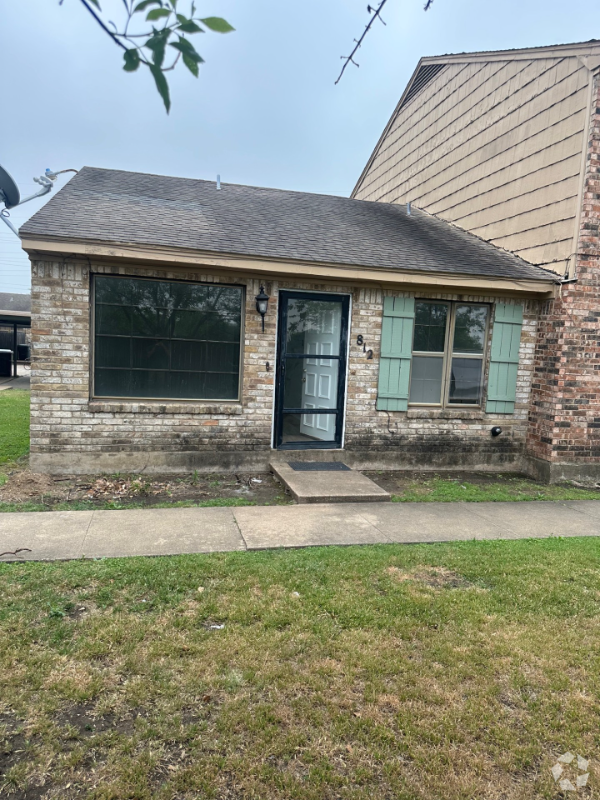 Building Photo - 812 N 62nd St