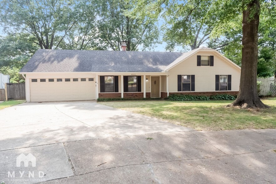 Primary Photo - 6903 Ash Hill Ln