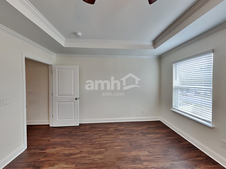 Building Photo - 6174 Little Blf Cir