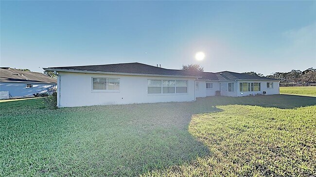 Building Photo - 9911 SW 96th St