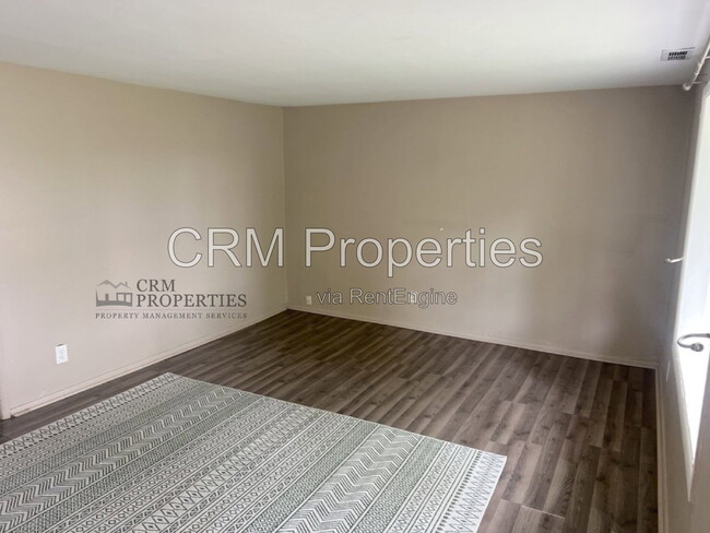 Building Photo - 1105 Wigwam Dr