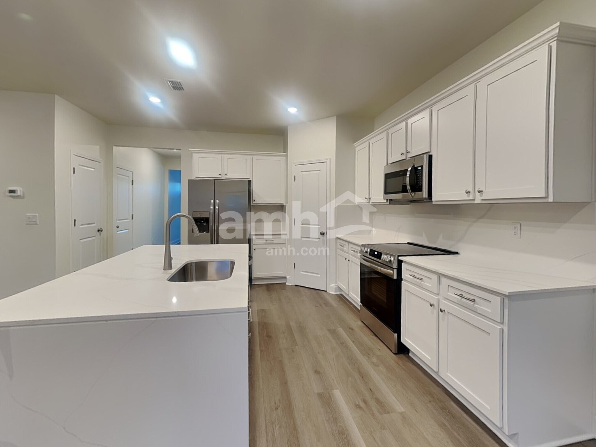 Building Photo - 830 Jubilation St