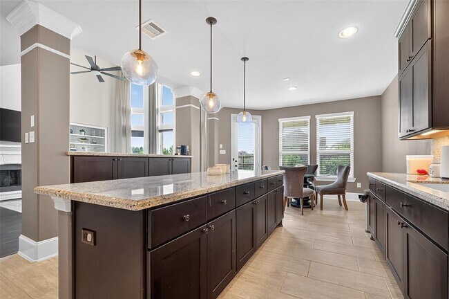 Building Photo - 30148 Southern Sky Dr