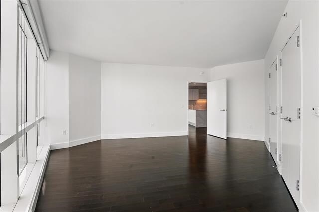 Building Photo - 77 Hudson St