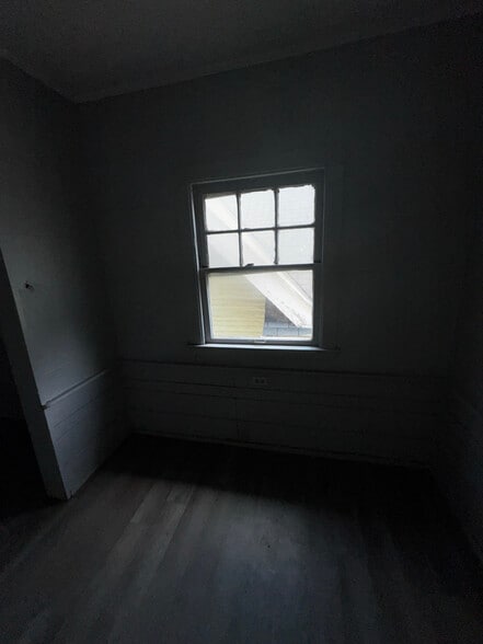 Building Photo - 1211 Starr Ave
