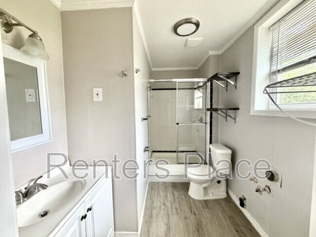 Building Photo - 4689 S Troost Ave