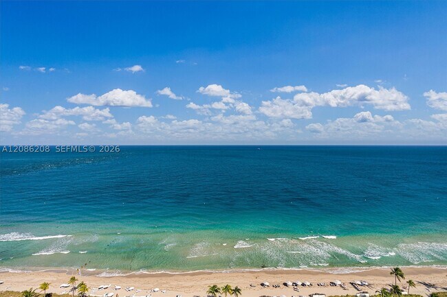 Building Photo - 10203 Collins Ave