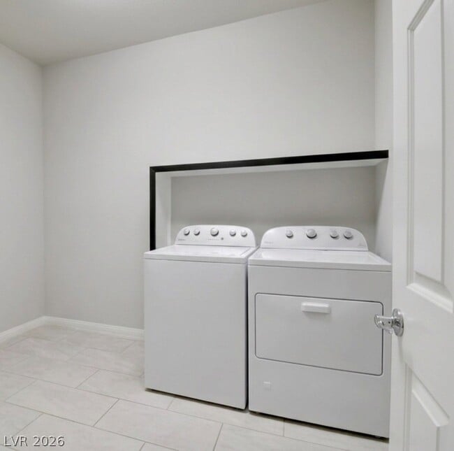 Building Photo - 8176 Duncan Peak Ct