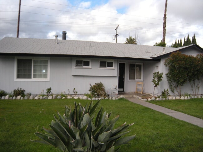 Building Photo - 23329 Victory Blvd