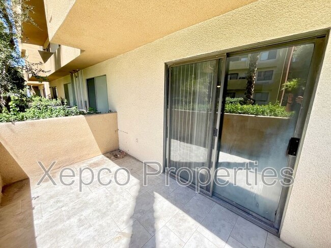 Building Photo - 32200 Cathedral Canyon Dr