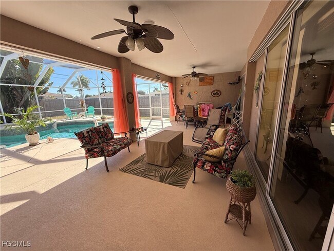 Building Photo - 3619 SW 6th Ave