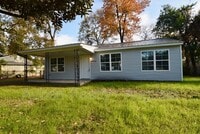 Building Photo - 1924 Roberson Rd