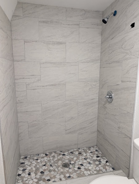 Building Photo - 1909 E 99th Ave