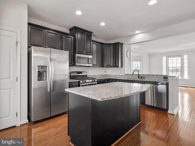 Building Photo - 5904 Leben Dr