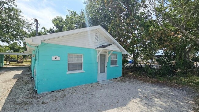 Building Photo - 15 N Mango St
