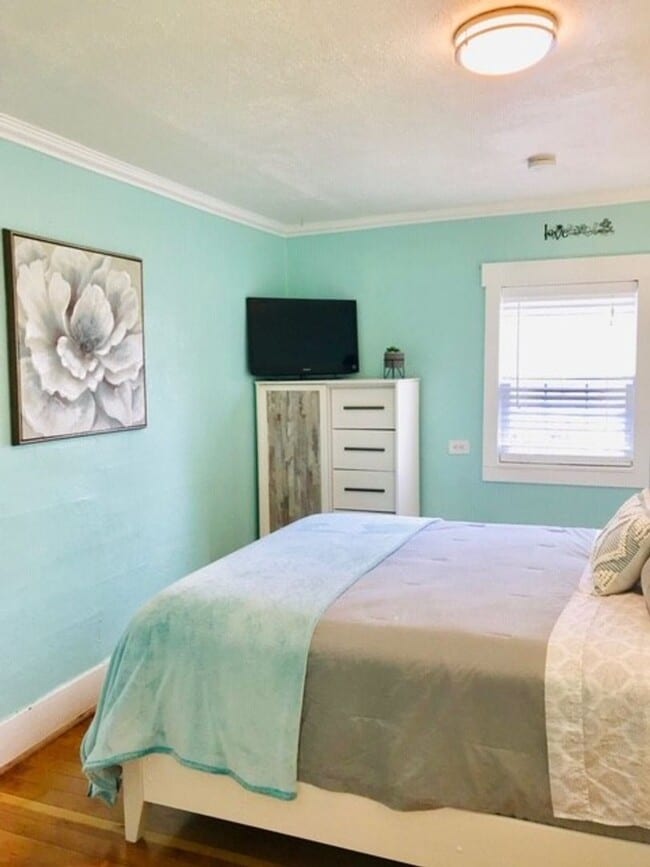 Building Photo - Beautiful 3 Bedroom Home in the Garden District of CDA