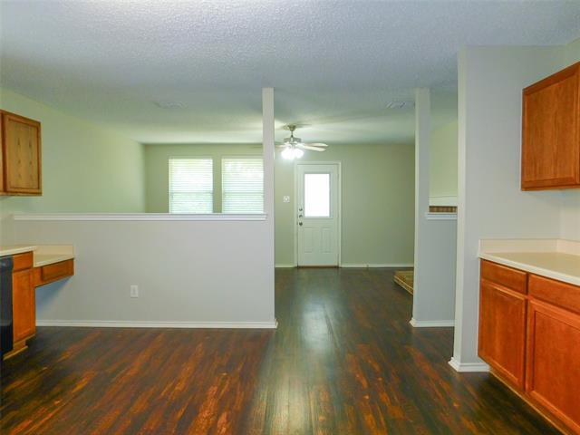 Building Photo - 5901 Thoroughbred Trail