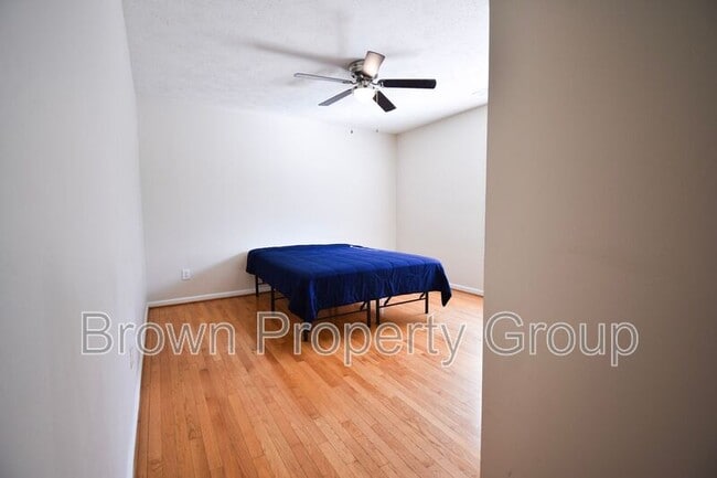 Building Photo - 624 Porter Rd