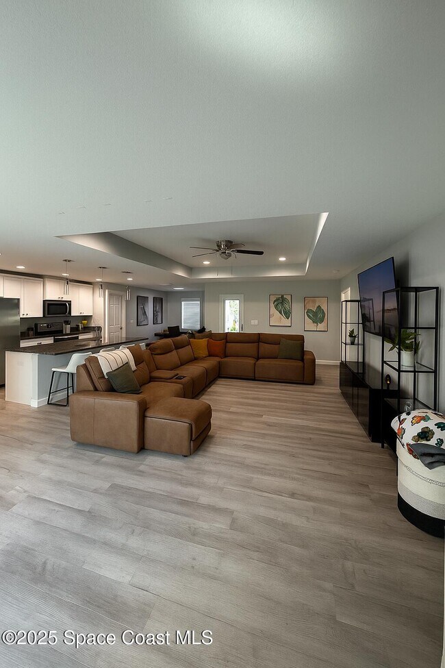 Building Photo - 940 Ithaca Ave SE