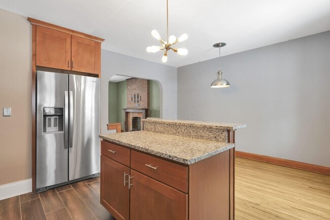 Building Photo - 47 W Weber Rd