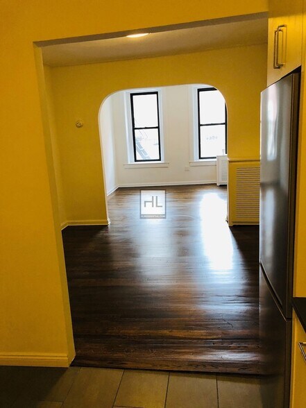 Building Photo - EAST 70 STREET