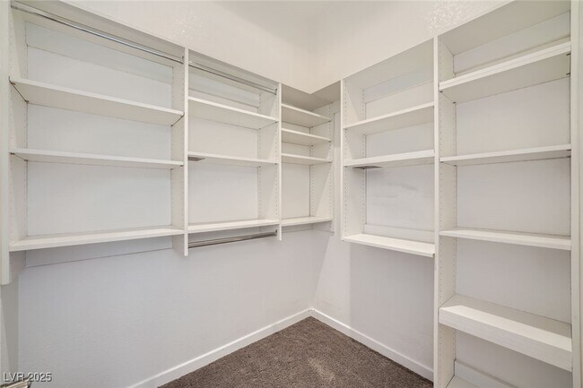 Building Photo - 7901 O'Bannon Dr