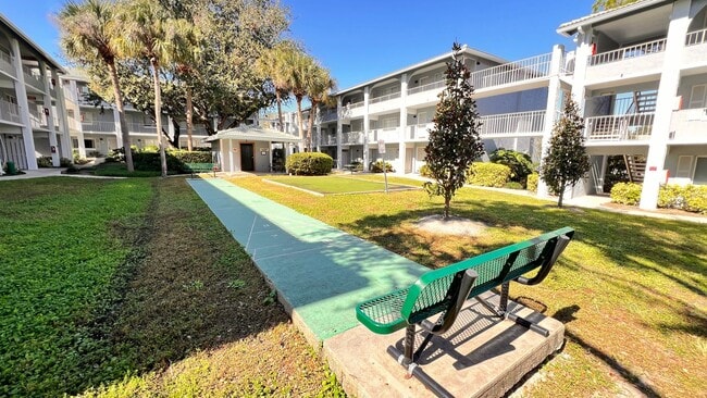 Building Photo - Altamonte Springs Apartment Coming SOON!