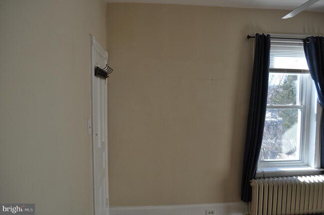 Building Photo - 4104 Terrace St