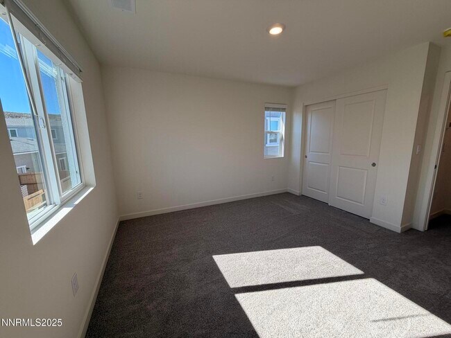 Building Photo - 891 Orchard Rock Dr