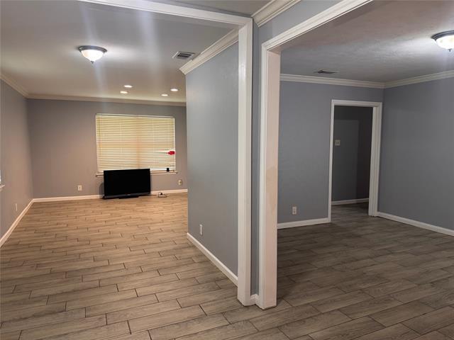 Building Photo - 514 E Lynn Dr
