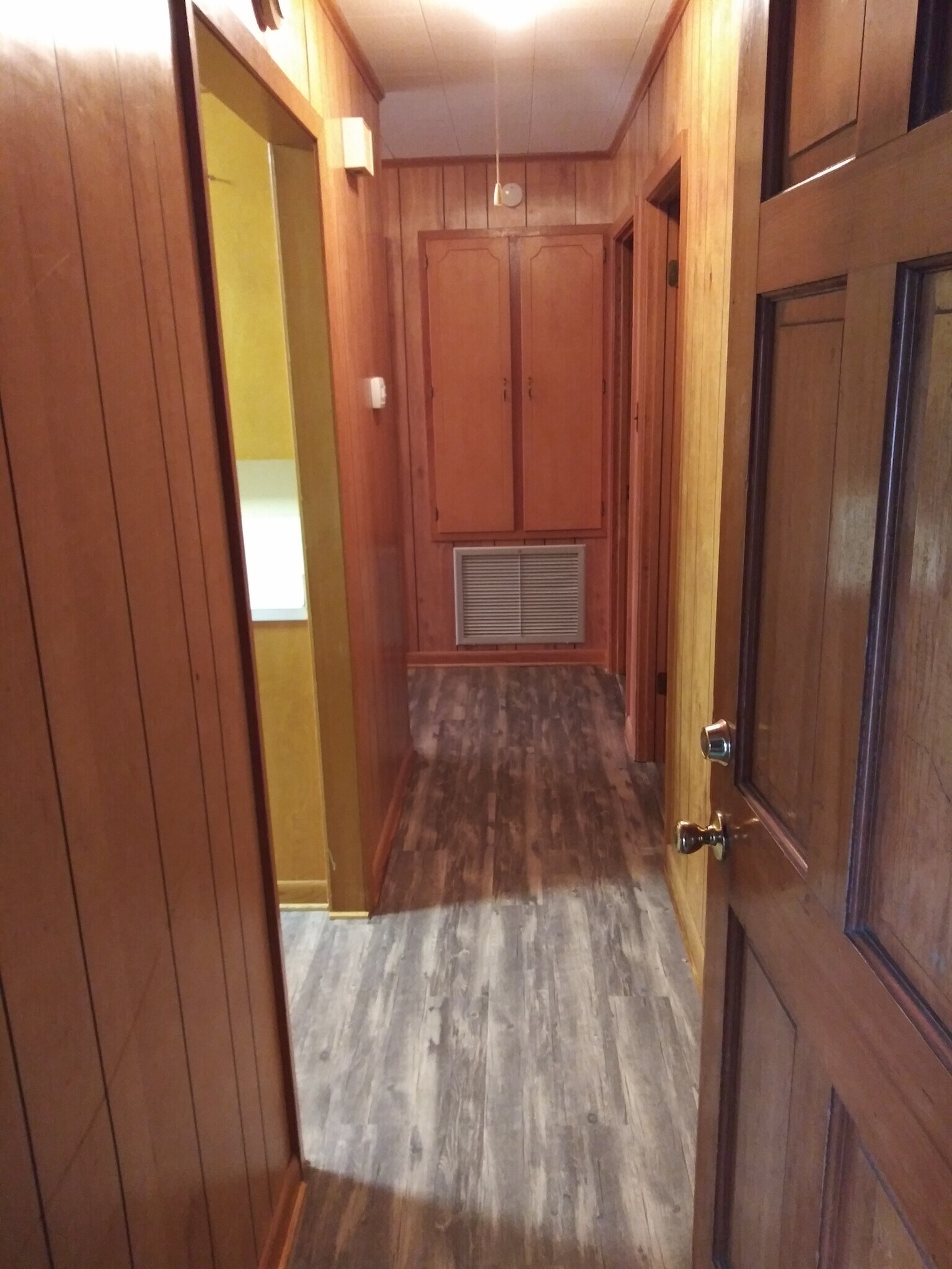 Building Photo - 509 Maxine Ave