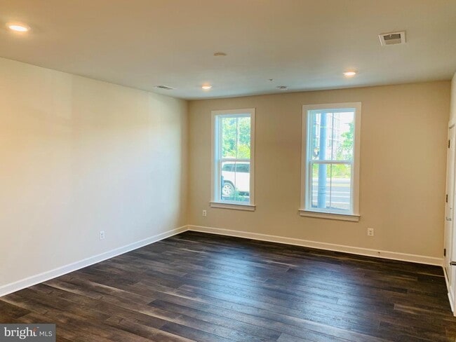 Building Photo - 12884 Sunrise Ridge Aly