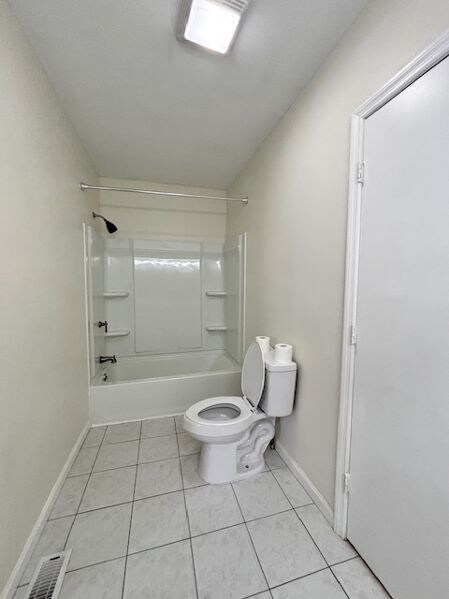 Building Photo - 303 Willow St