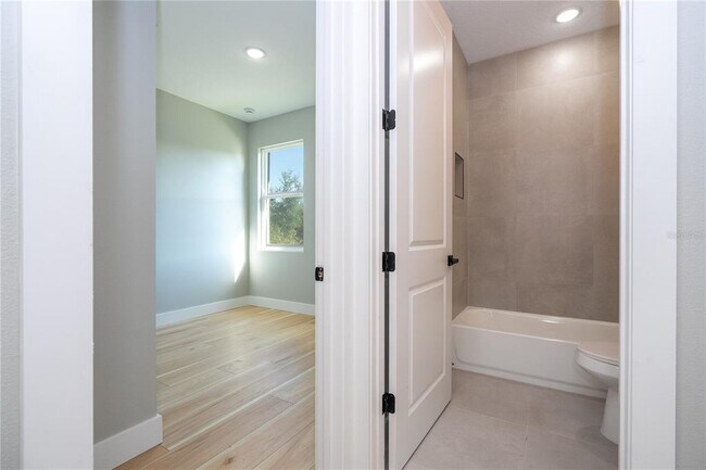 Building Photo - 70 McDill Dr