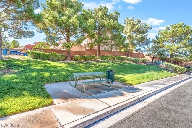 Building Photo - 1300 Swanbrooke Dr