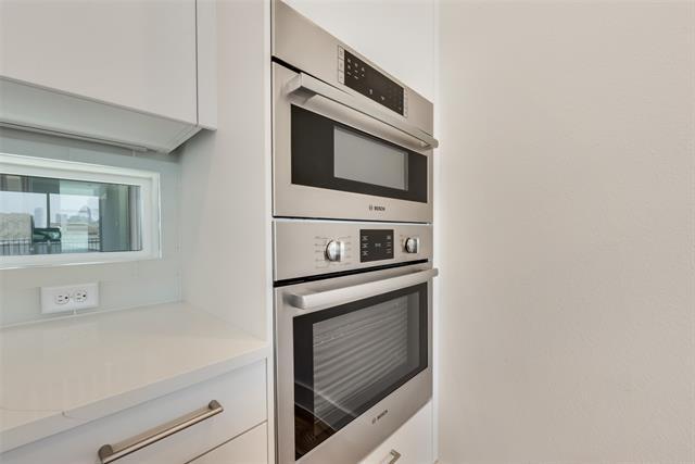 Building Photo - 1906 Annex Ave