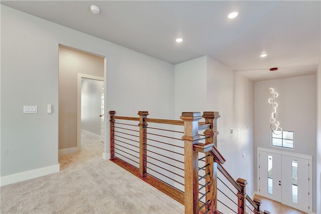 Building Photo - 1851 Lotus Rd