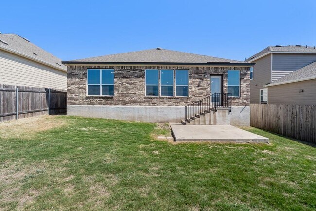 Building Photo - 7712 Peccary Dr