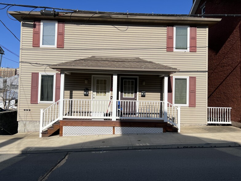 College Student housing - 13 Westminster Ave