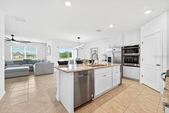 Building Photo - 33470 Always Dreaming Ct