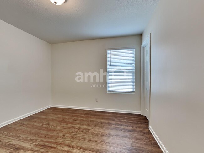 Building Photo - 155 E Jayce Way