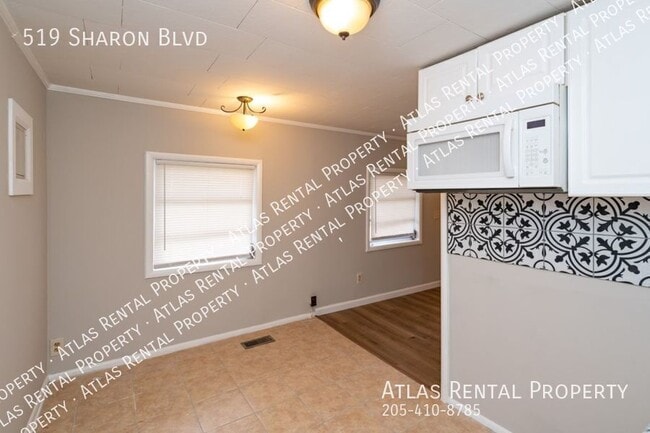 Building Photo - 519 Sharon Blvd