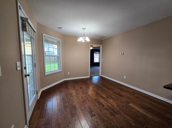 Building Photo - 206 Aberlour Dr