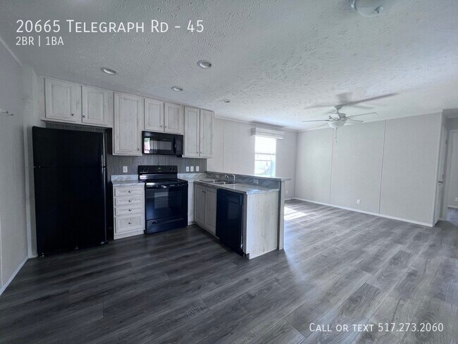 Building Photo - 2 Bedroom Brand New Mobile Home