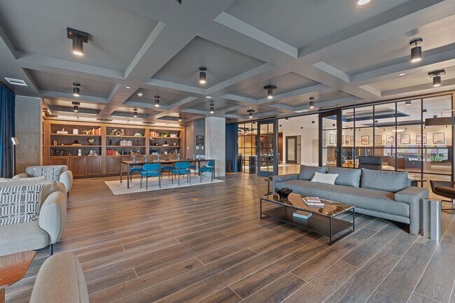 Building Photo - 4315 S Congress Ave