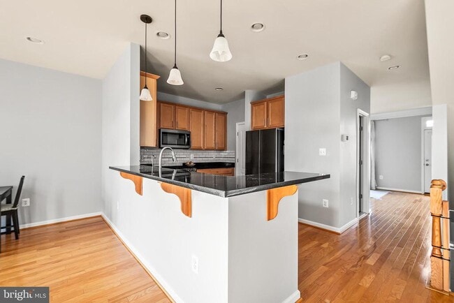 Building Photo - 20916 Houseman Terrace