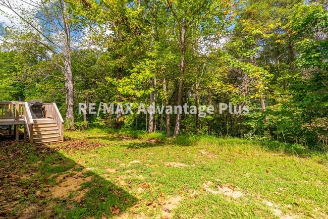 Building Photo - Modern Home Just Minutes to Farmville
